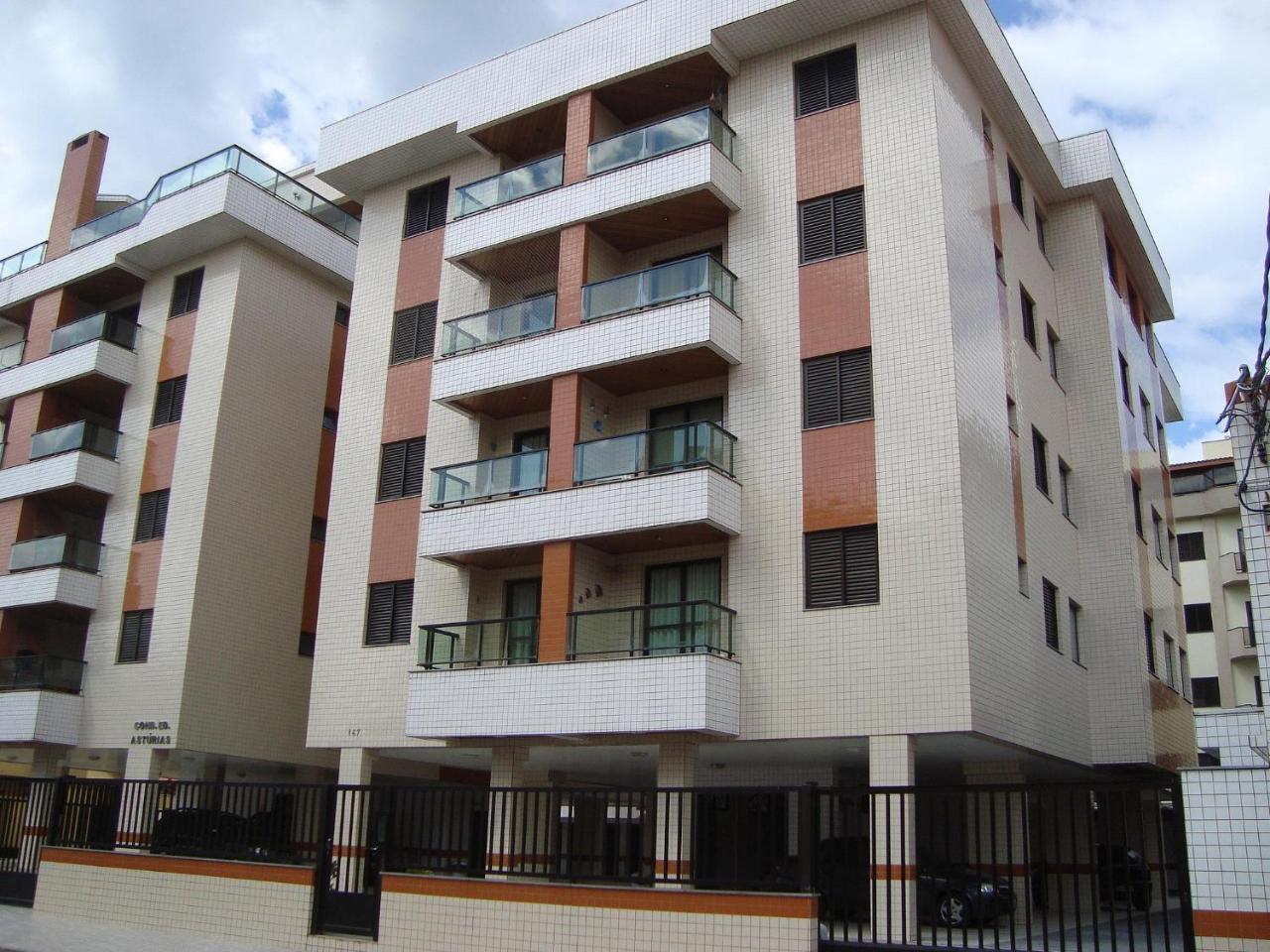 Condominio Asturias Убатуба Екстериор снимка